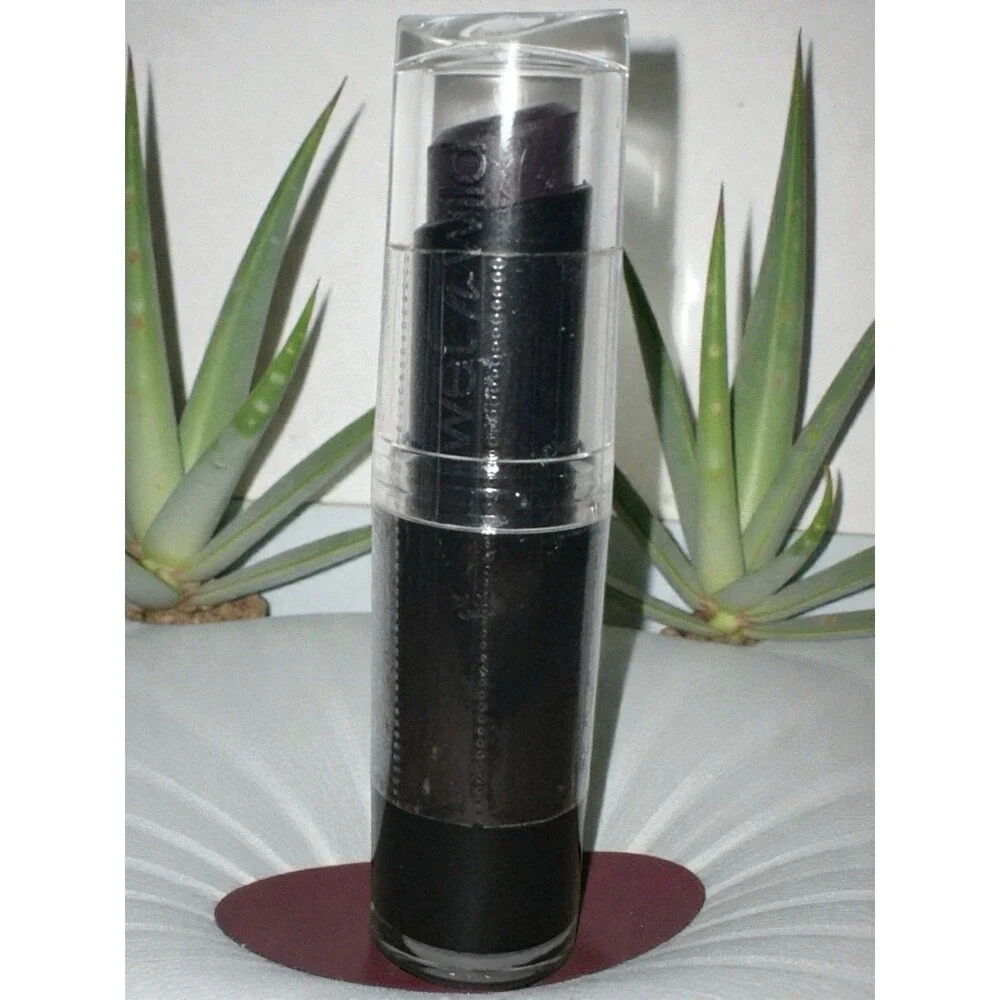 Wet n Wild Lipstick 919B Vamp It Up Semi Matte Cream Finish Longwear Lipstick